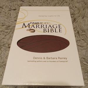 NKJV Marriage and Family Bible